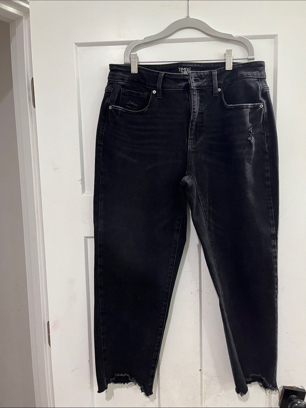 Time and Tru Black Ankle Crop Jeans